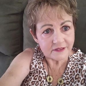 Meet your Posher, Donna